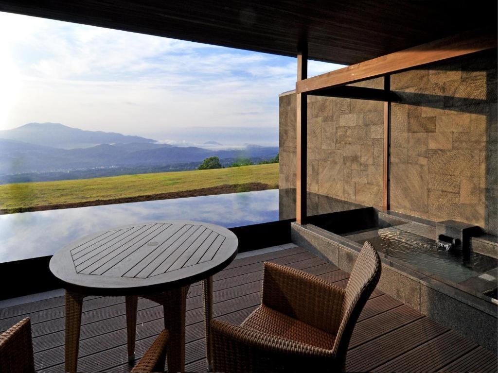 מיוקו Akakura Kanko Hotel מראה חיצוני תמונה