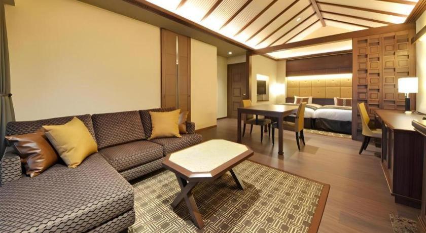 מיוקו Akakura Kanko Hotel מראה חיצוני תמונה