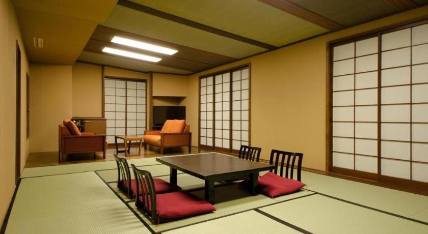 מיוקו Akakura Kanko Hotel מראה חיצוני תמונה