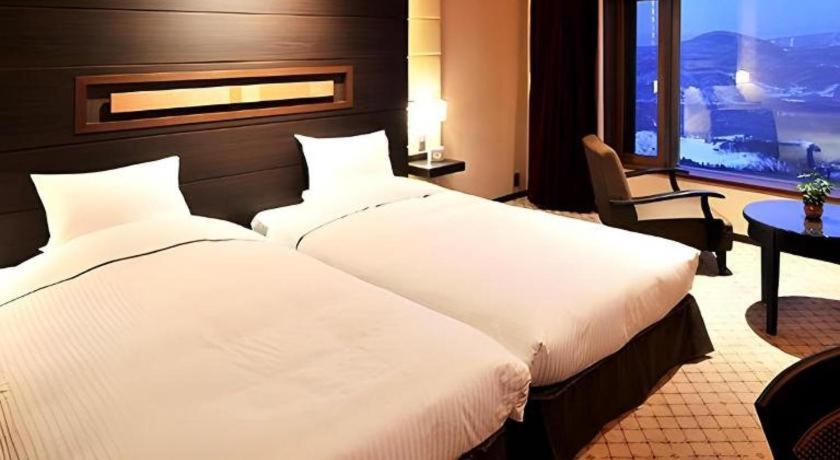 מיוקו Akakura Kanko Hotel מראה חיצוני תמונה